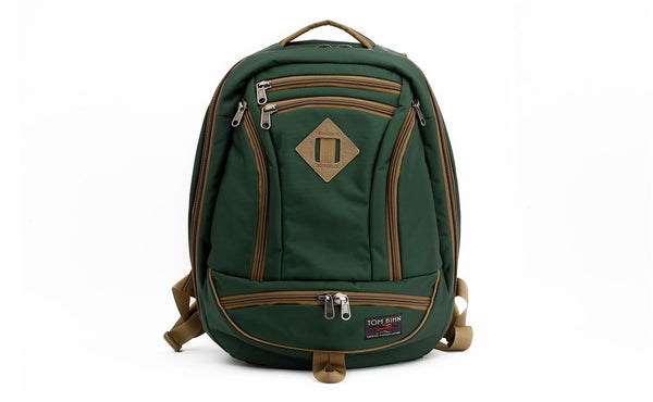 A face shot of the Guide's Edition Synik 22 in Wilderness (forest green) 525 Ballistic.